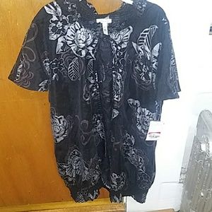 A laced shirt to go out dress up shirt